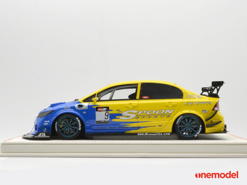 One Model 1:18 Honda Civic Type-R FD2 Spoon Sports Center Drive