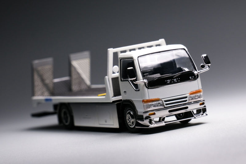 Peako Model x YES Model Flatbed Tow Truck in White V2