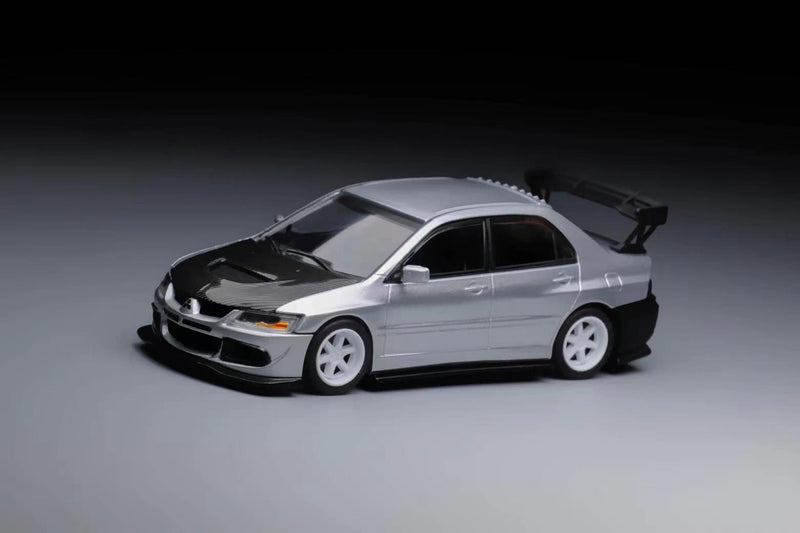 Peako Models 1:64 Mitsubishi 2006 Lancer Evolution VIII in Silver