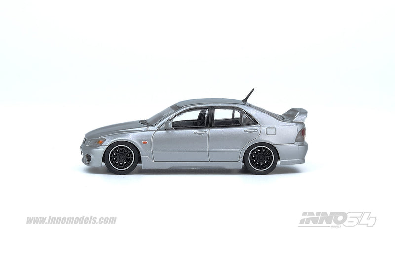 INNO Models 1:64 Toyota Altezza IS300 RS200 Z-Edition Silver