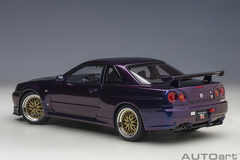 AUTOart 1:18 Nissan Skyline GT-R (R34) V-Spec II in Midnight Purple III with BBS LM Wheels