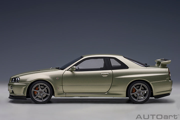 AUTOart 1:18 Nissan Skyline GT-R (R34) V-Spec II "NUR" in Millennium Jade