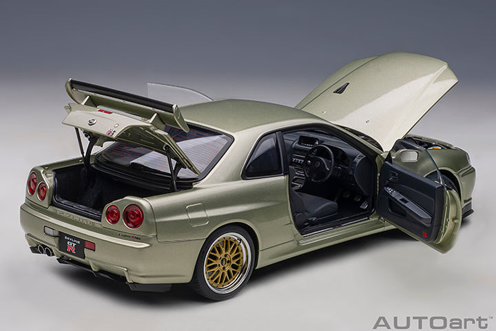 AUTOart 1:18 Nissan Skyline GT-R (R34) V-Spec II "NUR" in Millennium Jade with BBS LM Wheels