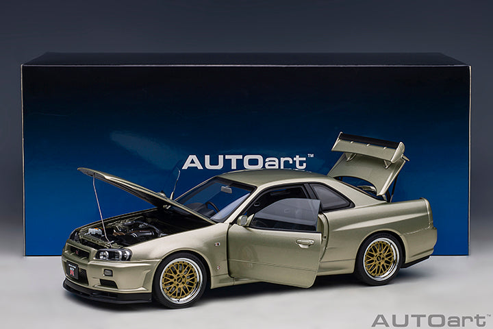 AUTOart 1:18 Nissan Skyline GT-R (R34) V-Spec II "NUR" in Millennium Jade with BBS LM Wheels