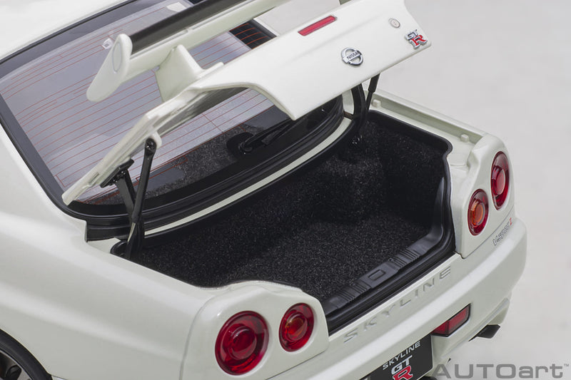 AUTOart 1:18 Nissan Skyline GT-R (R34) V-Spec II in White Pearl