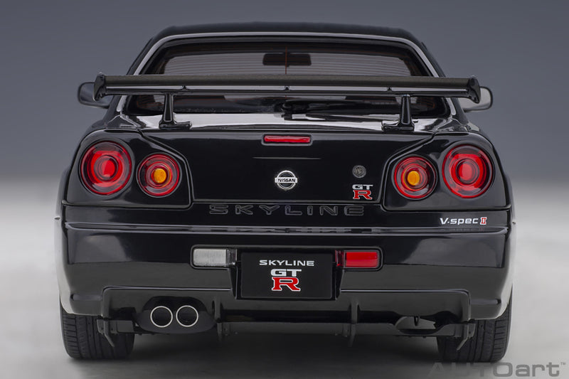 AUTOart 1:18 Nissan Skyline GT-R (R34) V-Spec II in Black Pearl