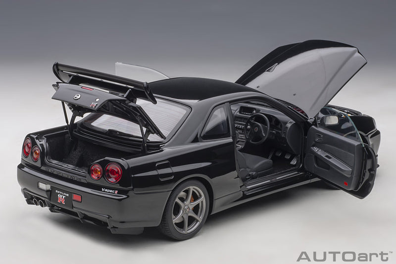 AUTOart 1:18 Nissan Skyline GT-R (R34) V-Spec II in Black Pearl