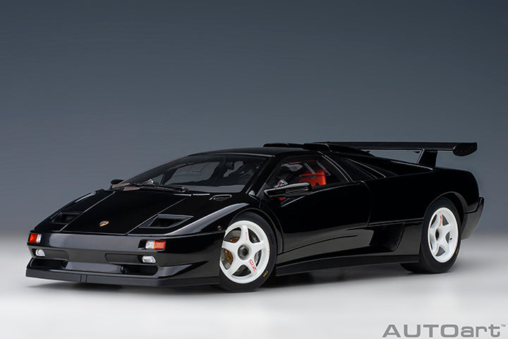 AUTOart 1:18 Lamborghini Diablo SV-R in Deep Black