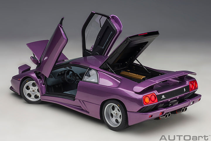 AUTOart 1:18 Lamborghini Diablo SE30 in Viola SE30 Metallic Purple