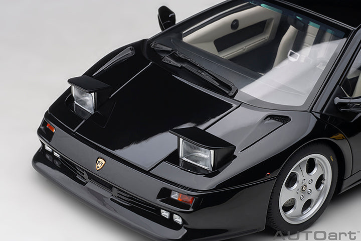 AUTOart 1:18 Lamborghini Diablo SE30 in Deep Metallic Black