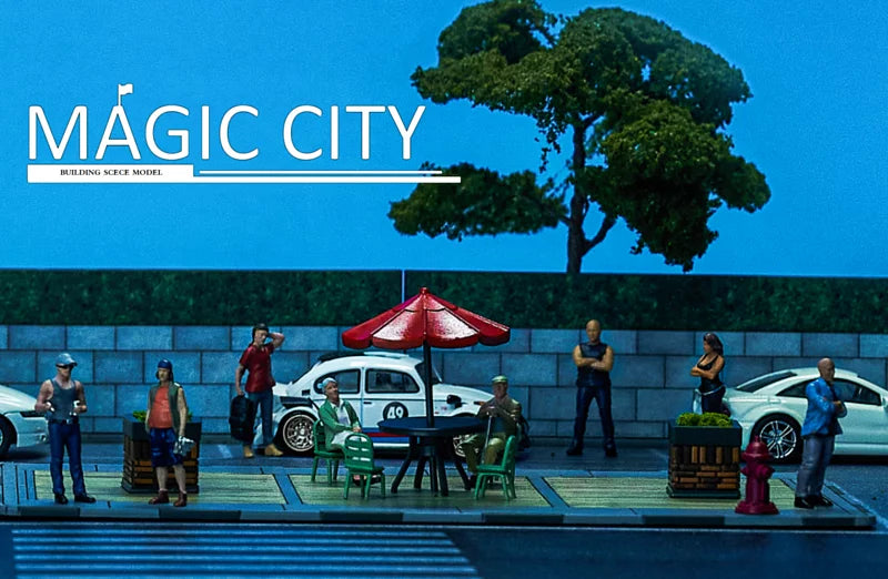 Magic City 1:64 Restaurant and Parking Lot Diorama