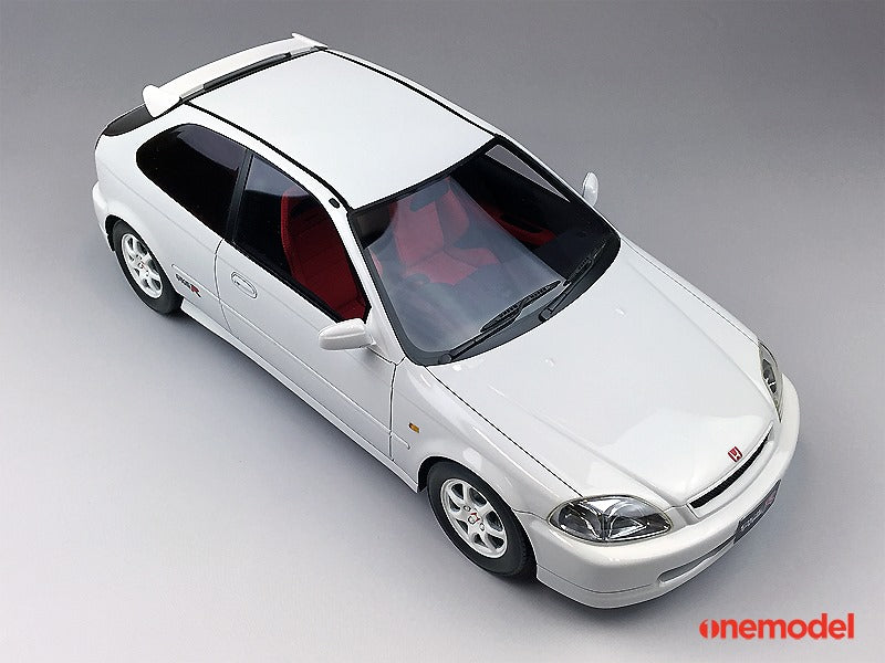 One Model 1:18 Honda Civic Type-R EK9 Early Version in White