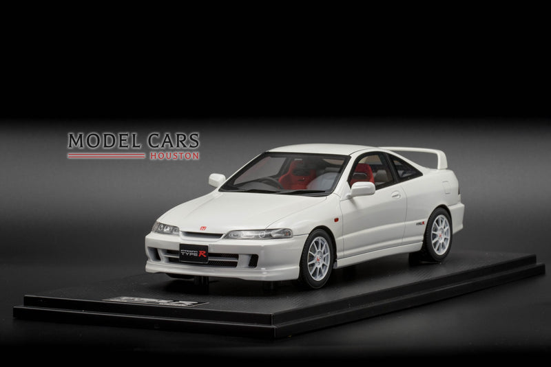 One Model 1:18 Honda Integra Type-R DC2 Late Version White