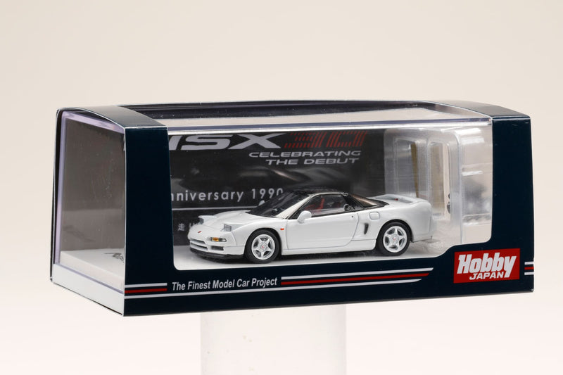 Hobby Japan 1:64 Honda NSX (NA1) Type-R 1992 in Championship White with Engine Display Model