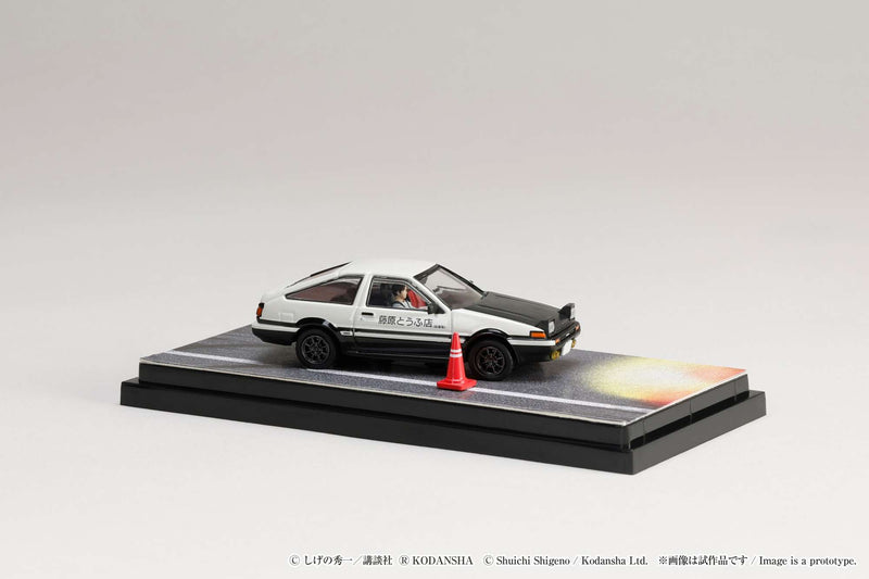 Hobby Japan 1:64 Toyota SPRINTER TRUENO GT APEX AE86 / INITIAL D VS Tomoyuki Tachi With Takumi Fujiwara Figure