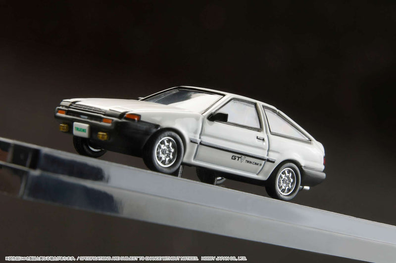 Hobby Japan 1:64 Toyota Sprinter Trueno GTV (AE86) in White with Engine Display Model