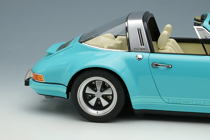 Make Up Co., Ltd. 1:18 Porsche Singer 911 (964) Targa in Mint Green