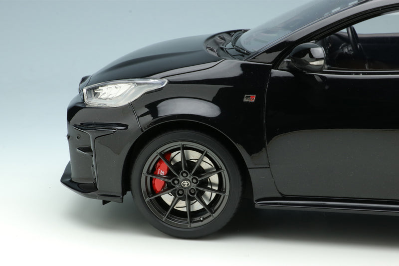 Make Up Co., Ltd / IDEA 1:18 Toyota GR Yaris RZ High Performance 2021