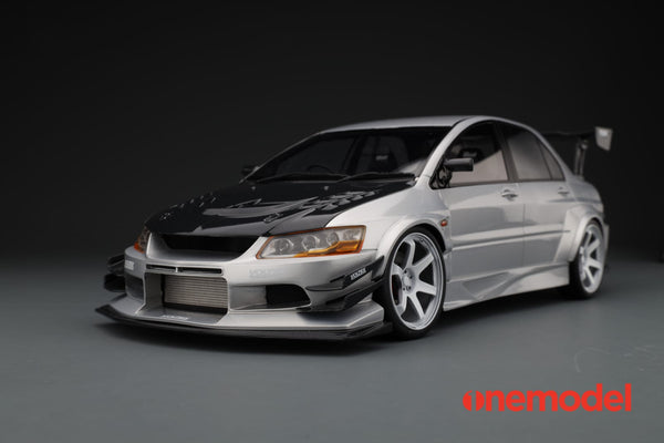 One Model 1:18 Mitsubishi Lancer Evolution IX Voltex with Carbon Bonnet in Silver