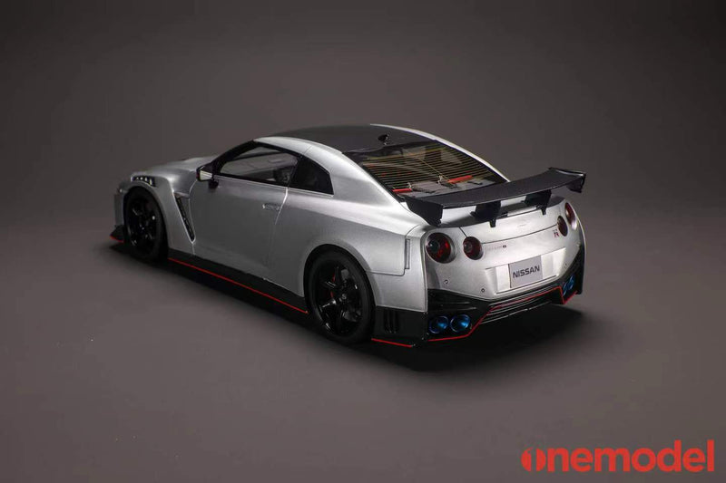 One Model 1:18 Nissan GT-R (R35) 2020 NISMO Edition in Super Silver