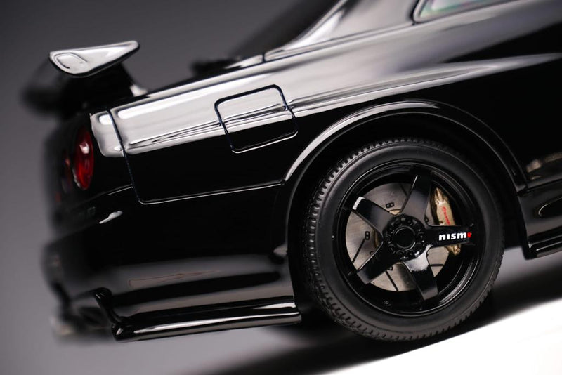 One Model 1:18 Nissan Skyline R34 Z-Tune in Black Pearl