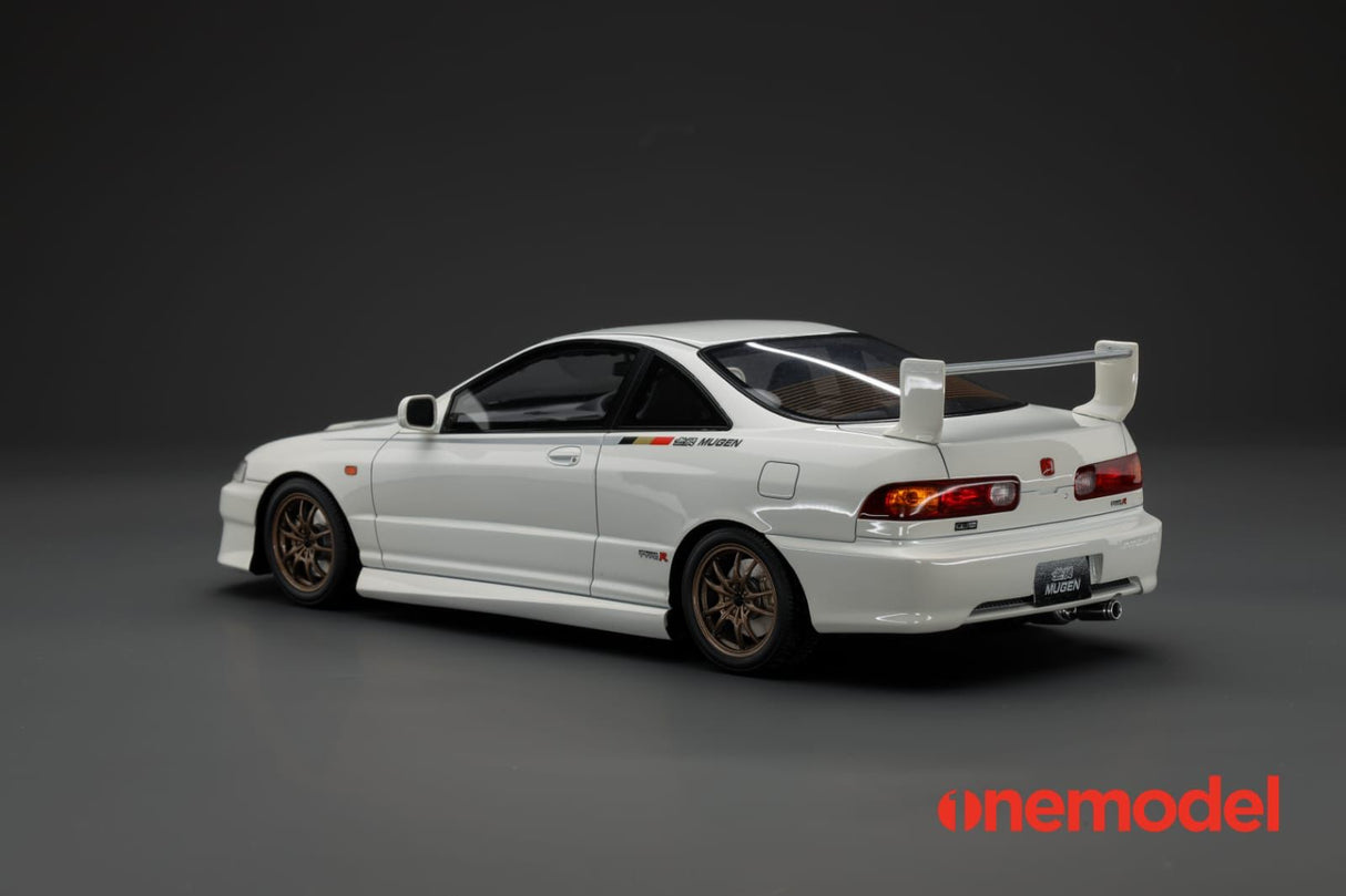 One Model 1:18 Honda Integra Type-R (DC2) Mugen Edition in White