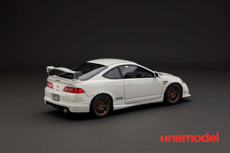 One Model 1:18 Honda Integra Type-R (DC5) Mugen Edition in White