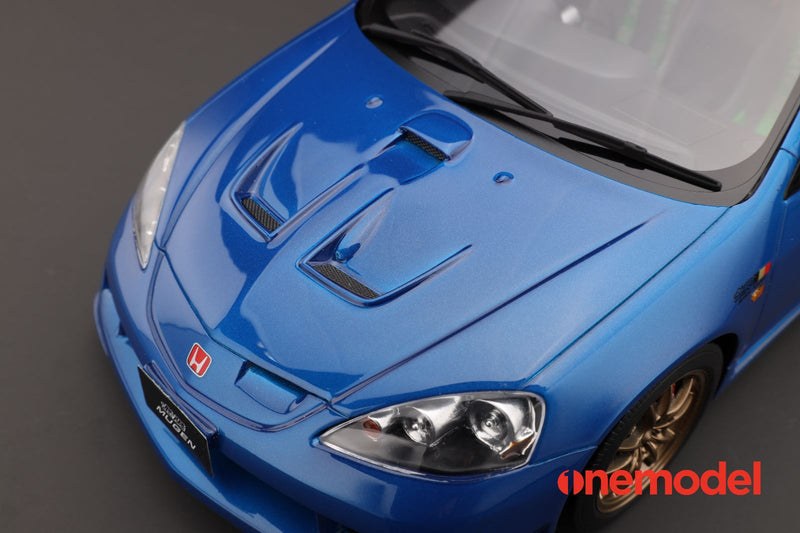 One Model 1:18 Honda Integra Type-R (DC5) Mugen Edition in Blue