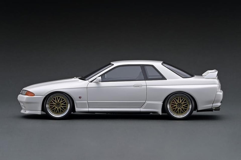 Ignition Model 1:18 Nissan Skyline GT-R NISMO R32 White with BBS Wheels