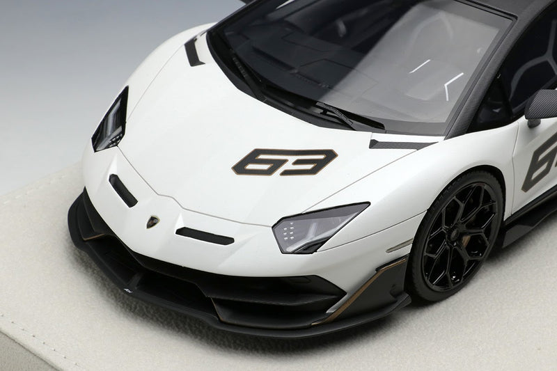 Make Up Co., Ltd / EIDOLON 1:18 Lamborghini Aventador SVJ 63 2018 in Matte Pearl White