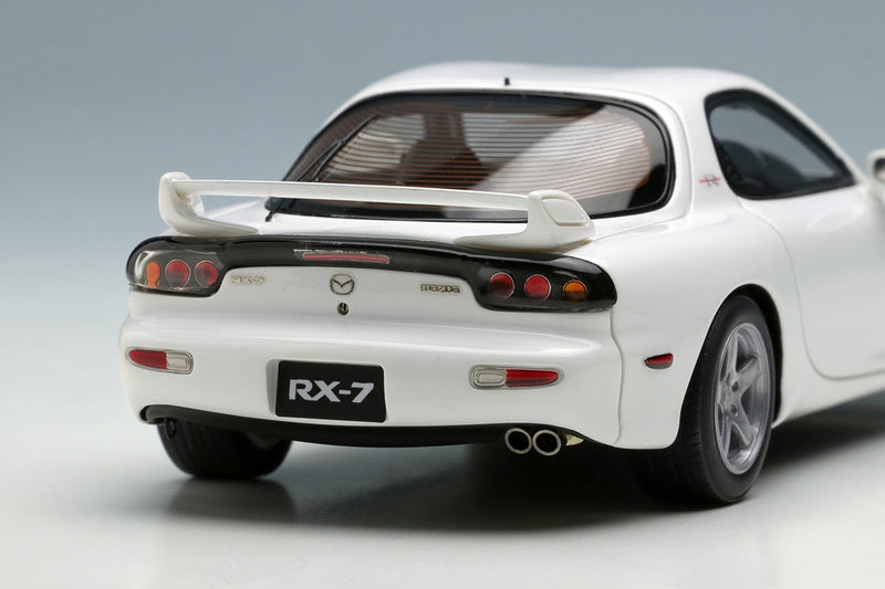 Make Up Co., Ltd / Vision 1:43 Mazda RX-7 (FD3S) Type R Bathurst R 2001 in Pure White