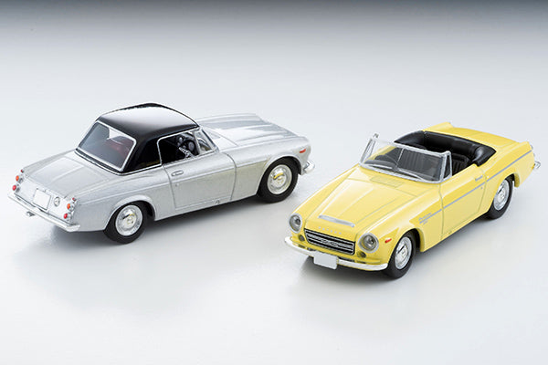 Tomytec 1:64 Datsun Fairlady 2000 in Yellow