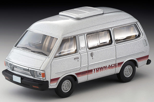 Tomytec 1:64 Town Ace Wagon 1800 Grand Extra Silver