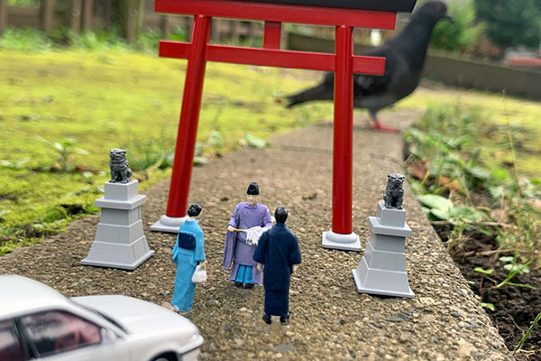 Tomytec 1:64 Diocolle 64 Car Snap Hatsumode Shrine