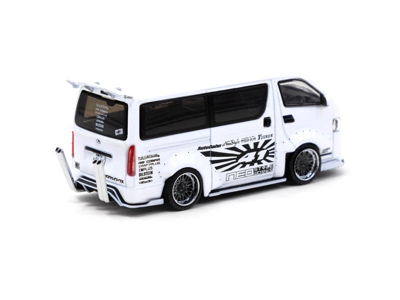 Tarmac Works 1:64 Toyota Hiace Widebody White