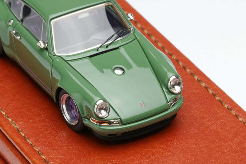 Make Up Co., Ltd / Titan64 1:64 Porsche Singer 911(964) Coupe in Moss Green