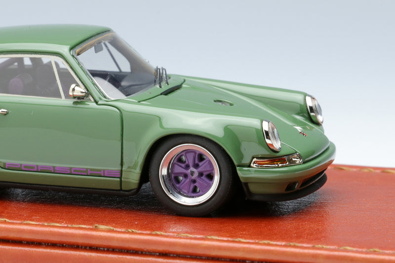 Make Up Co., Ltd / Titan64 1:64 Porsche Singer 911(964) Coupe in Moss Green