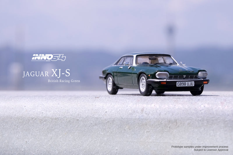 INNO64 1:64 Jaguar XJ-S in British Racing Green