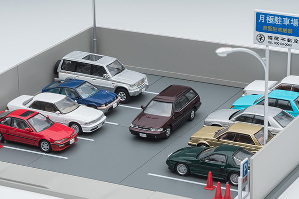 Tomytec 1:64 Tomicarama Monthly Parking Lot