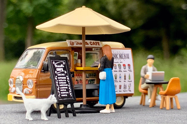 Tomytec 1:64 Subaru Sambar Diaz Classic Car Snap Cafe with Figures