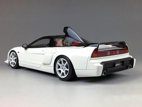 One Model 1:18 Honda NA2 NSX-R GT in White