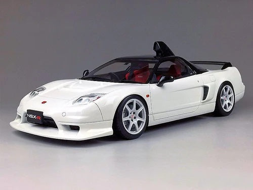 One Model 1:18 Honda NA2 NSX-R GT in White