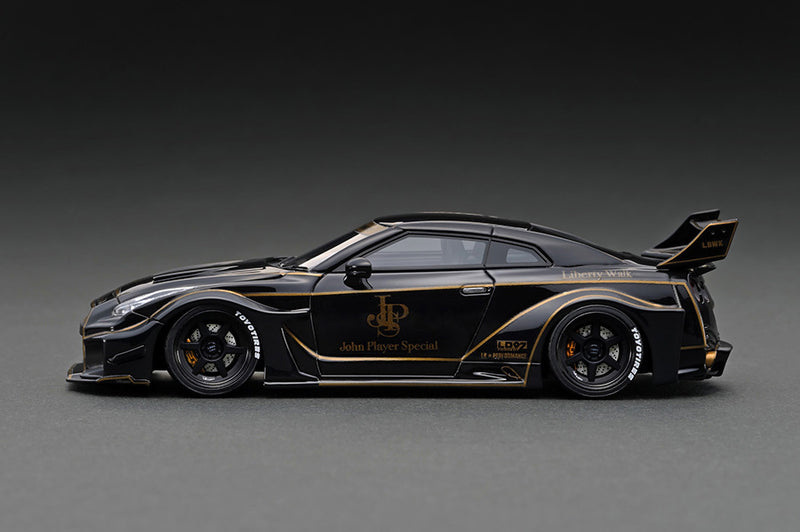 Ignition Model 1:43 Nissan 35GT-RR LB-Silhouette WORKS GT in Black with Engine Display