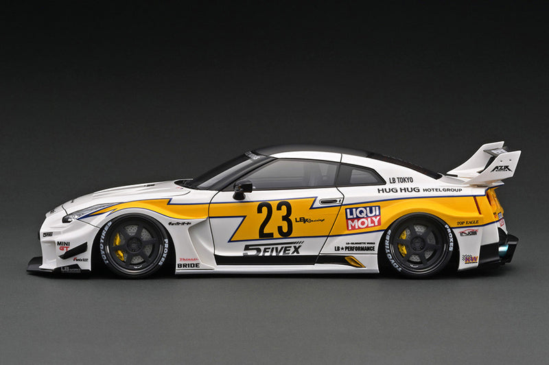 Ignition Model 1:18 Nissan 35GT-RR LB-Silhouette WORKS GT in White / Yellow with Engine