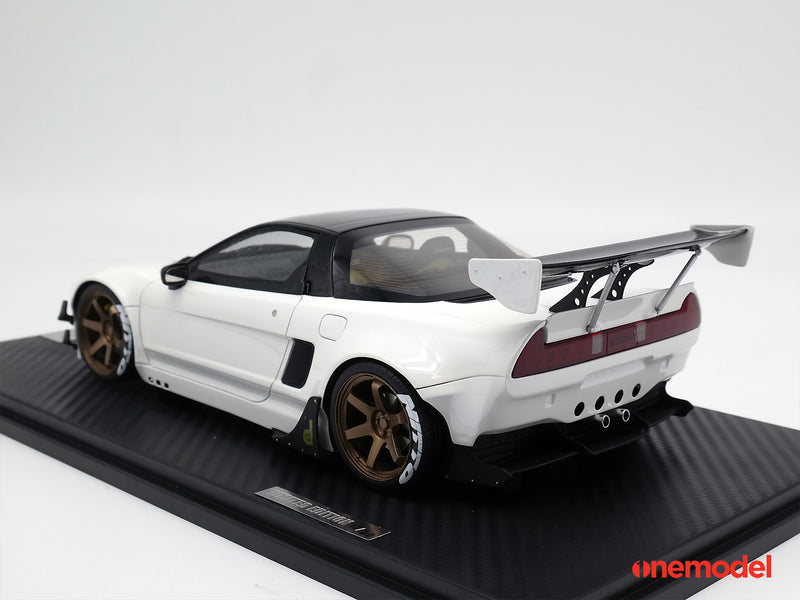 One Model 1:18 Honda NSX NA1 GT Rocket Bunny White