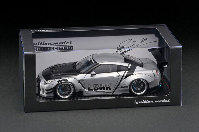 Ignition Model 1:18 Nissan Skyline GTR 35GT-RR LB-WORKS Type 2 in Silver with Mr. Kato Figure