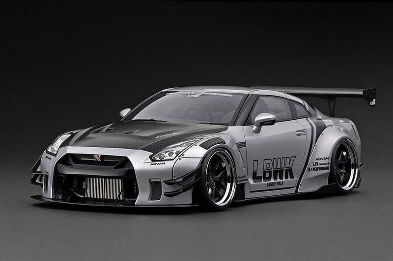 Ignition Model 1:18 Nissan Skyline GTR 35GT-RR LB-WORKS Type 2 in Silver with Mr. Kato Figure