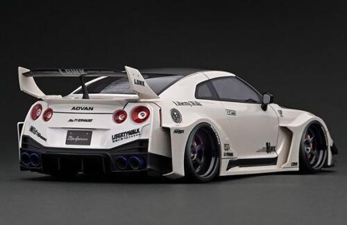 Ignition Model 1:18 Nissan Skyline GTR 35GT-RR Silhouette WORKS LB in White with Ms. Kato Figure