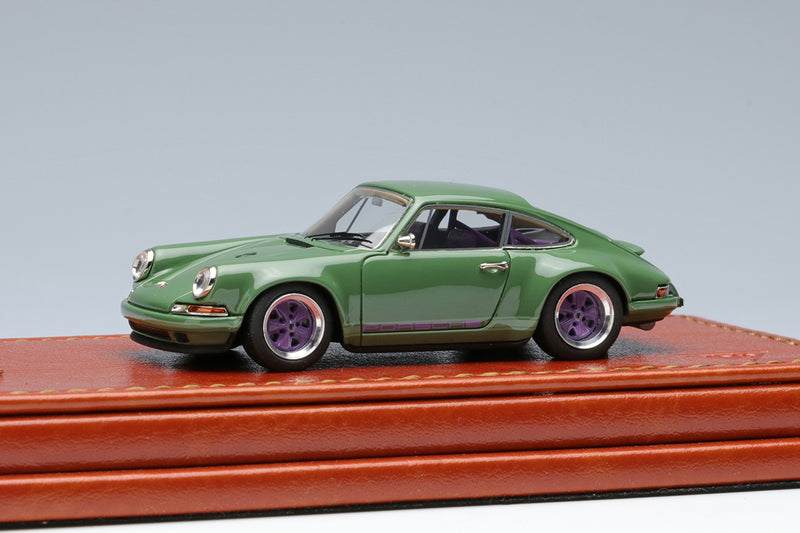 Make Up Co., Ltd / Titan64 1:64 Porsche Singer 911(964) Coupe in Moss Green