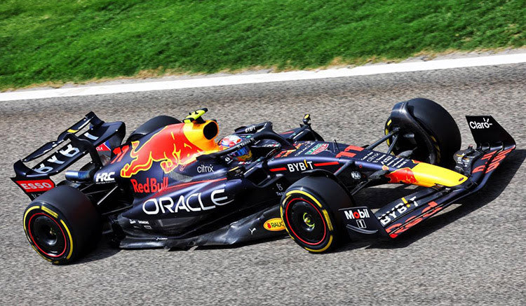 Spark Models 1:18 Oracle Red Bull Racing RB18 No.1 Oracle Red Bull Racing Max Verstappen Winner Japanese GP 2022